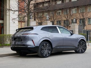 2025 Avatr 07, серый, 7600000 рублей, вид 2