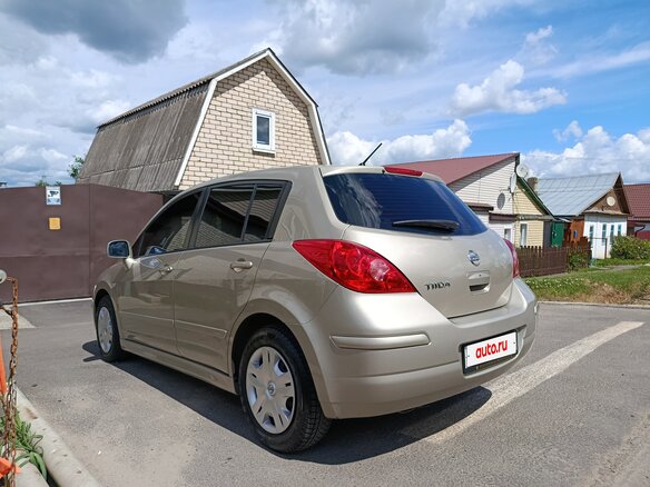 2010 Nissan Tiida I, коричневый - вид 7
