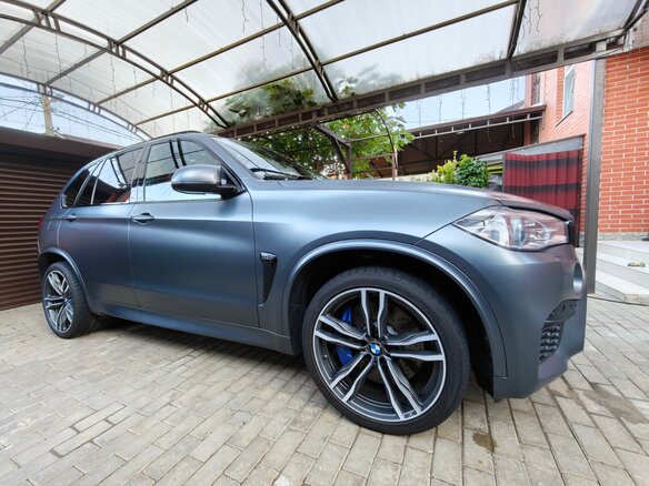 2017 BMW X5 M II (F85), чёрный, 5000000 рублей - вид 25