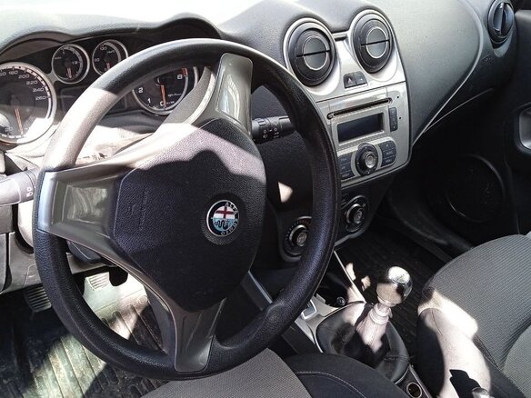 2009 Alfa Romeo MiTo 16V I, чёрный - вид 2