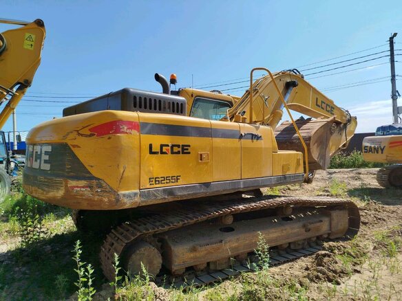 2023 LGCE E6255F, жёлтый, 7645500 рублей - вид 2
