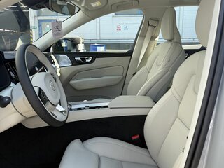 2026 Volvo XC60 II Рестайлинг 2, серый, 8900000 рублей, вид 5