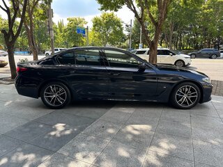 2023 BMW 5 серии 520i VII (G30/G31/G38) Рестайлинг, чёрный, 4600000 рублей, вид 5