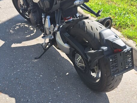 2019 Honda CB 1000R, красный, 899000 рублей, вид 3
