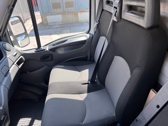 2013 Iveco Daily, белый, 2100000 рублей - вид 31