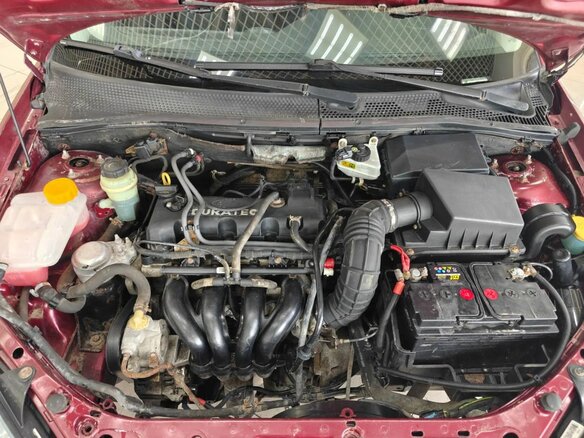 2004 Ford Focus I Рестайлинг, красный, 169000 рублей - вид 14