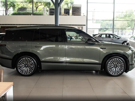 2026 Volkswagen ID.Era 9X 65.2 kWh, зелёный, 9200000 рублей, вид 3