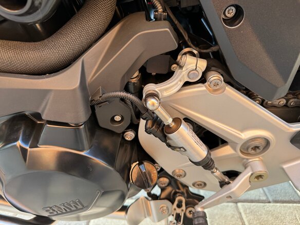 2020 BMW F 900 R, синий - вид 14