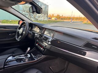 2014 BMW 5 серии 520i VI (F10/F11/F07) Рестайлинг, чёрный, 2050000 рублей, вид 1