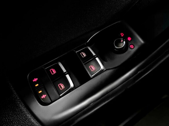 2012 Audi Q3 I (8U), белый - вид 5