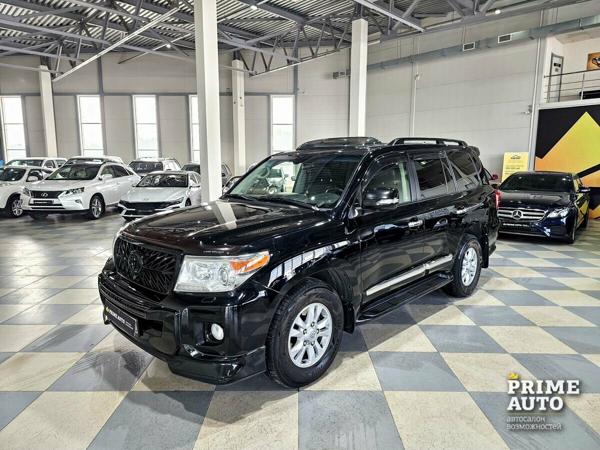 Открыть фотографии: Toyota Land Cruiser 200 Series Рестайлинг 1