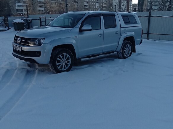 2010 Volkswagen Amarok I, серебристый, 1470000 рублей