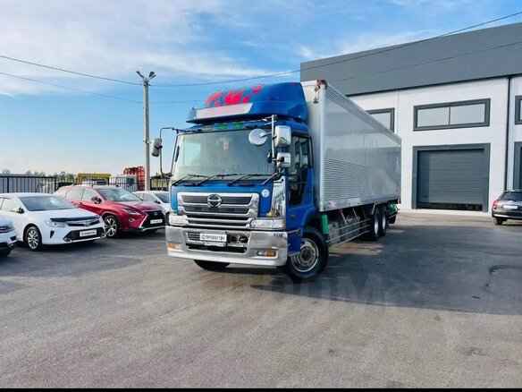 1993 Hino Profia, синий, 1550000 рублей - вид 5