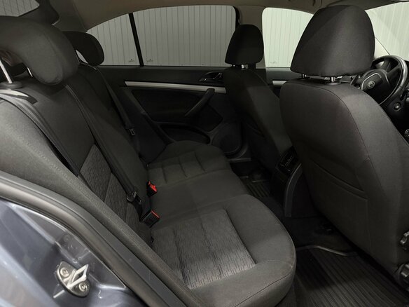 2012 Skoda Octavia II (A5) Рестайлинг, серый, 890000 рублей - вид 9