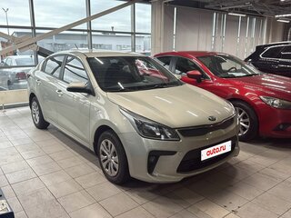 2018 Kia Rio IV, бежевый, 1190000 рублей, вид 2