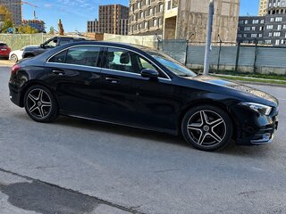 2020 Mercedes-Benz A-Класс 200 IV (W177), чёрный, 2700000 рублей, вид 5