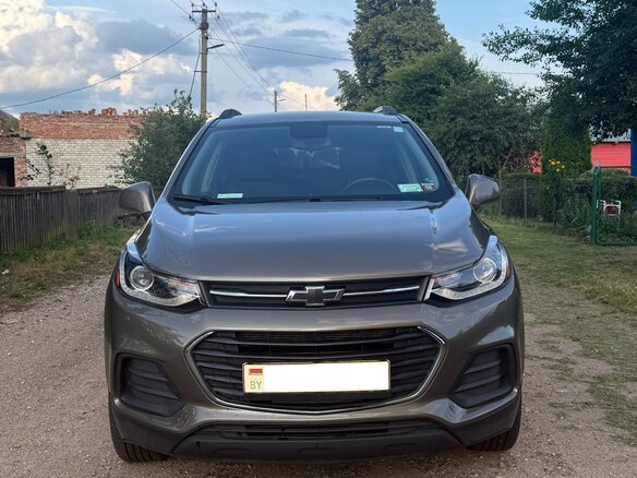 2022 Chevrolet Trax I Рестайлинг, коричневый, 1450000 рублей - вид 4