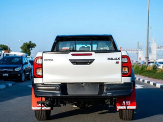 2026 Toyota Hilux VIII Рестайлинг 2, белый, 6880000 рублей, вид 4