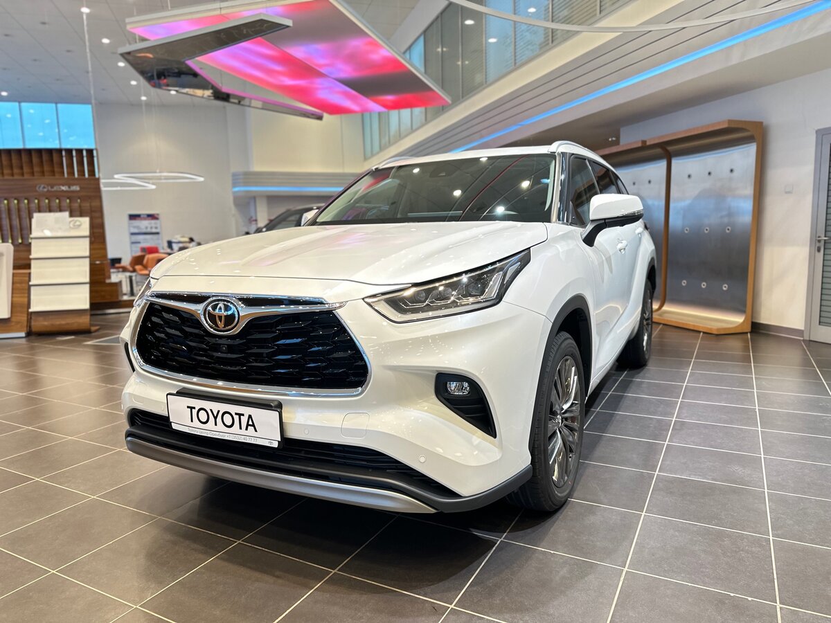 Открыть фотографии: Toyota Highlander IV (XU70)