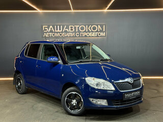 2014 Skoda Fabia II Рестайлинг, синий, 499000 рублей, вид 3