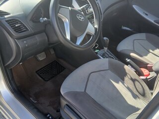 2011 Hyundai Solaris I, серый, 890000 рублей, вид 5