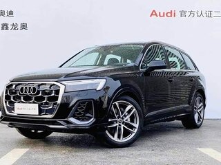 2026 Audi Q7 45 TFSI II (4M) Рестайлинг 2, чёрный, 9950000 рублей, вид 1