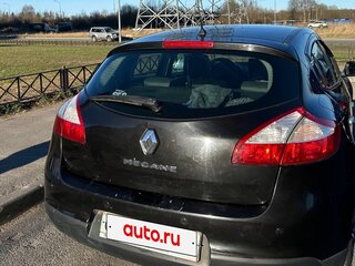 2014 Renault Megane III Рестайлинг, чёрный, 700000 рублей, вид 3