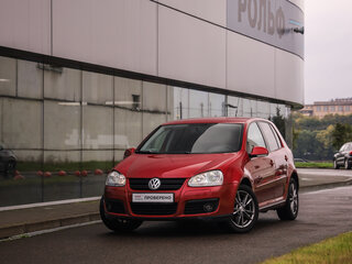 2008 Volkswagen Golf V, красный, 424777 рублей, вид 1