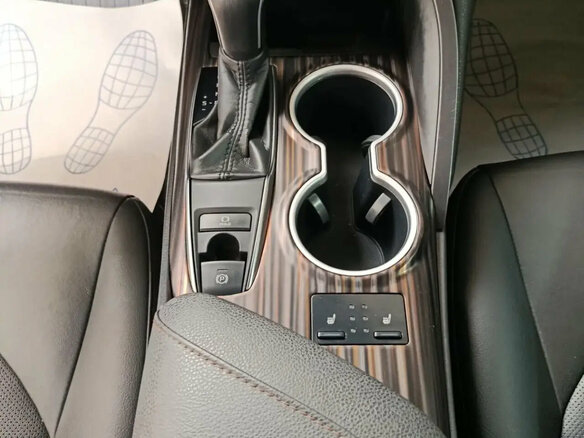2018 Toyota Camry VIII (XV70), чёрный - вид 13