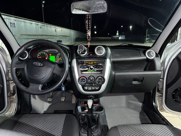 2016 Lada (ВАЗ) Granta I, серебристый, 500000 рублей - вид 10