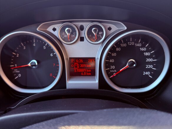 2011 Ford Focus II Рестайлинг, синий, 670000 рублей - вид 10