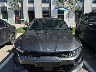 2020 Kia K5 III, серый, 2820000 рублей, вид 1