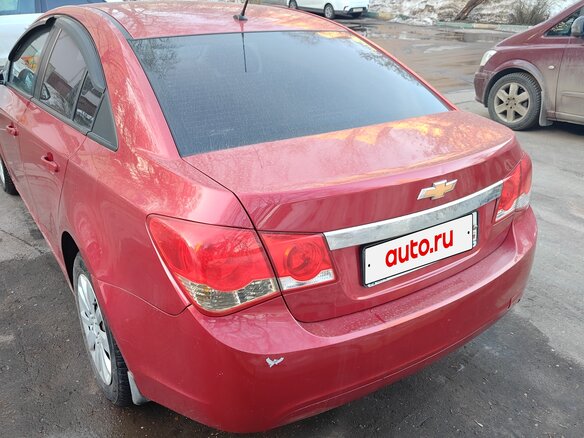 2011 Chevrolet Cruze I, красный, 550000 рублей - вид 8