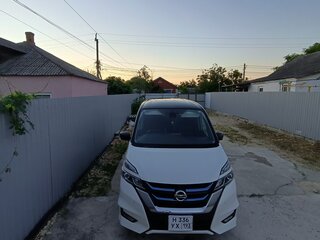 2018 Nissan Serena V (C27), белый, 2000000 рублей, вид 3