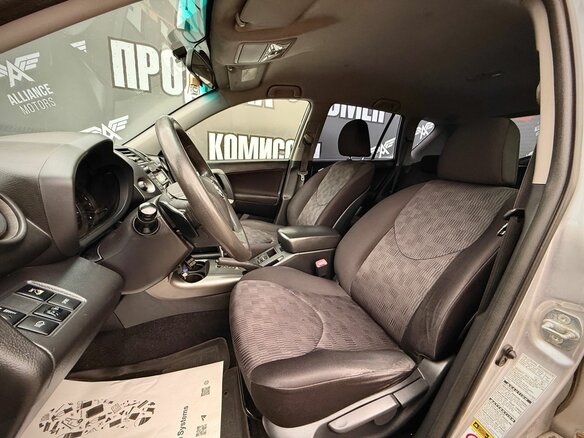 2010 Toyota RAV4 III (XA30) Рестайлинг, серебристый, 1195000 рублей - вид 10