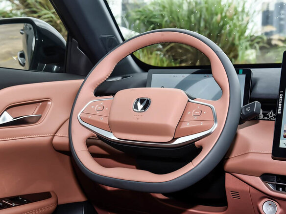 2026 Changan UNI-Z, белый, 2260000 рублей - вид 18