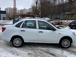 2014 Lada (ВАЗ) Granta I, белый, 385000 рублей, вид 4