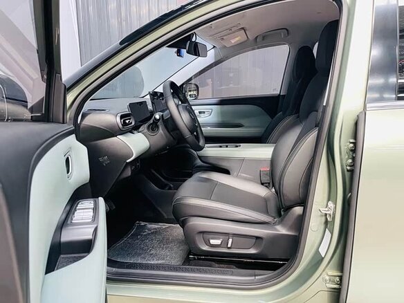 2024 Wuling Binguo 37.9 kWh, белый - вид 12