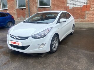 2013 Hyundai Elantra V (MD), белый, 750000 рублей, вид 1