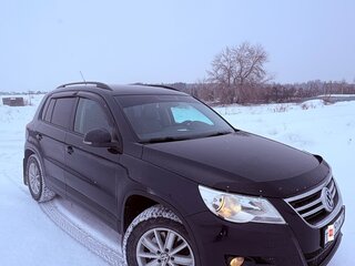 2010 Volkswagen Tiguan I, чёрный, 950000 рублей, вид 4