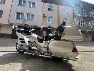 2009 Honda GL 1800 Gold Wing, белый, 1175000 рублей, вид 2