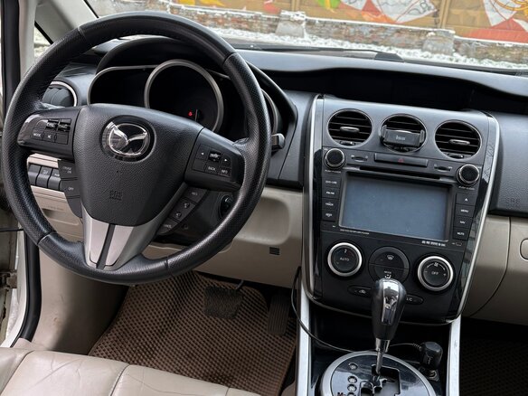 2011 Mazda CX-7 I Рестайлинг, белый, 950000 рублей - вид 5