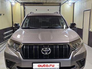 2020 Toyota Land Cruiser Prado 150 Series Рестайлинг 3, коричневый, 6490000 рублей, вид 2