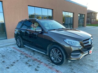 2017 Mercedes-Benz GLE 350 d I (W166), коричневый, 3970000 рублей, вид 3
