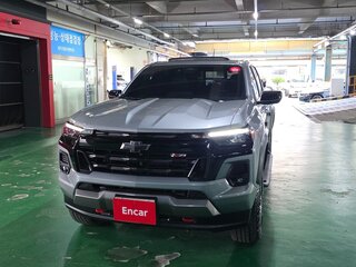 2024 Chevrolet Colorado III, серый, 5840000 рублей, вид 2
