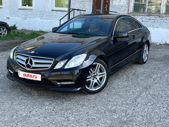 2012 Mercedes-Benz E-Класс 200 7G-Tronic IV (W212, S212, C207), чёрный, 1500000 рублей