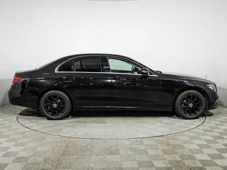 2020 Mercedes-Benz E-Класс 200 d V (W213, S213, C238), чёрный, 2373552 рублей, вид 4
