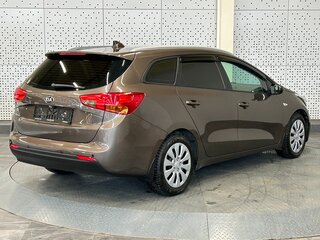 2018 Kia Ceed II Рестайлинг, коричневый, 900000 рублей, вид 2