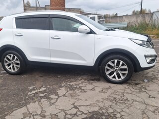 2014 Kia Sportage III Рестайлинг, белый, 1580000 рублей, вид 3