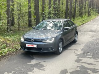 2014 Volkswagen Jetta VI Рестайлинг, серый, 1330000 рублей, вид 1